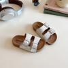 Pantuflas y Sandalias 2026 Verano Nuevo Estilo Cómodas Transpirables Casuales Suela Suave Pantuflas Estilo Birkenstock Versátiles Gama Alta Verano