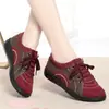 Zapatos de Tela del Viejo Pekín para Mujer, Nuevos Modelos de Primavera y Otoño, Zapatos Planos Ligeros Antideslizantes, Zapatos de Corte Profundo, Zapatos Casuales Cómodos de Suela Suave