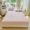 Faldón de Cama de Leche Tallado Suave Agradable a la Piel Cálido Cubierta de Cama para Dormitorio de Invierno Antideslizante Seguro Fácil de Cuidar Simple Versátil