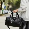 Bolsa de Viaje de Negocios para Hombre, Bolsa de Viaje y Fitness Portátil de Gran Capacidad Repelente al Agua para Hombre, Bolso de Hombro Cruzado para Equipaje para Mujer