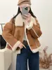 Chaqueta de Lana de Cordero con Solapa de Piel Integrada para Mujer, Chaqueta de Motocicleta Otoño e Invierno, Estilo Suave, Diseño Único, Chaqueta de Algodón de Terciopelo de Cordero