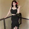 Moda Francesa Pura Luxúria Sexy Conjunto de Duas Peças com Suspensório e Saia Assimétrica com Babados