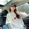 Camiseta Feminina Ins Salt Desenho Animado Graffiti Algodão Puro Falsa Duas Peças, Top Discreto e Único com Renda Emendada de Caimento Solto