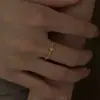 Anillo de Oro Liso Vintage Popular de Xiaohongshu con Diamantes para Mujer, Anillo Cubano de un Solo Diamante para Dedo Índice, Anillo Geométrico para Mujer, Regalo para Mejor Amiga
