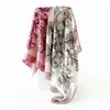 Lenço de Seda Europeu e Americano Transfronteiriço 90cm Turbante Feminino Combinação de Cores Tendência Versátil Xale Imitação de Seda Lenço Quadrado Atacado