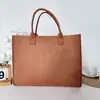 Bolsa de Feltro Transfronteiriça Impressão de Logotipo Empresa Presente para Empresas Bolsa Grande Capacidade Portátil Universal Bolsa de Feltro Atacado