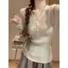 Elegante camiseta de punto ajustada con cuello en V, botones y manga larga para mujer, top suéter base de terciopelo Andy para otoño e invierno