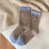 Calcetines lindos de doble puntada bordados de dibujos animados para mujer, longitud hasta la mitad de la pantorrilla, estilo japonés, color café, calcetines holgados cálidos Melard para otoño e invierno