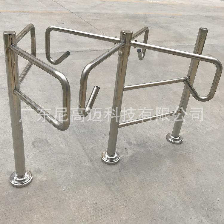 旋转闸机6