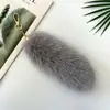 Acessórios de bolsa com pingente de pele de raposa sintética, adereços de pelúcia, pingente de chaveiro de carro de cauda de raposa sintética em estoque