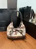 Nova Bolsa de Ombro de Pelúcia Retrô Outono/Inverno 2025, Bolsa Reversível, Bolsa de Lona para Trabalho e Deslocamento, Bolsa de Aula para Estudantes
