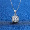 Collar Cuadrado Pequeño de Diamante para Mujer, Colgante de Circonita Imitación Moissanita, Cadena para Clavícula, Estilo de Nicho de Lujo Ligero de Gama Alta, Venta al por Mayor y Dropshipping