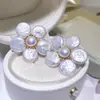 Aretes de Perlas Barrocas Irregulares de Agua Dulce Naturales, Aretes de Pétalos de Perla de Plata 925, Diseño Original, Aretes Elegantes