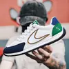 Sapatos Masculinos, Sapatos Esportivos de Malha Respirável e Confortáveis para o Verão, Sapatos Brancos Versáteis da Moda com Solado Macio e Solado Grosso, Sapatos Casuais de Malha Respirável