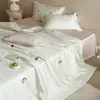 Colcha de Verão Bordada com Coelho Arco-Íris Fresco para Uso no Verão, Sedosa e Fresca, Lavável à Máquina, Colcha com Ar Condicionado, Conjunto de Quatro Colchas de Verão