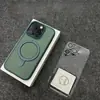 Adequado para Capa de Celular Iphone17Promax, Suporte Magnético com Textura de Pele Fosca, Apple 16 Vem com Capa Protetora de Película para Lente