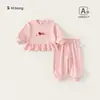 Promoção de conjunto de roupas de bebê Promoção de roupas de bebê recém-nascido