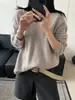 Outono de 2026 Novo Suéter de Tricô Versátil Casual para Trabalho Elegante Cor Sólida Escovado Gola V Manga Longa Estilo Coreano para Mulheres