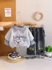 Conjunto de Primavera y Otoño para Niños Estampado de Oso de Dibujos Animados Juego de Dos Piezas Sudadera Casual a Cuadros y Pantalones para Bebé Moderno