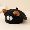Estilo Coreano Primavera Otoño Lindo Dulce Boina Sombrero Dibujo Animado Oso Pequeño Sombrero Niños Súper Lindo Unisex Lana Tejida Sombrero Venta al por Mayor