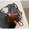 Bolso de Bolos de Mano Estilo Coreano para Mujer 2025 Nuevo Retro Nicho Commuter Bolso Almohada Bandolera Cruzada Versátil