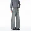Calça comprida jeans lavada, corte reto 2026 novo design, caimento solto, marca masculina moderna, com detalhes em strass, levemente flare
