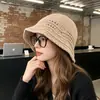 Nuevo sombrero de pescador de punto con mezcla de lana calado de encaje para mujer, sombrero de cubo versátil adelgazante para el rostro en invierno, sombrero para clima frío, sombrero de lana estilo coreano