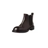 Estas versátiles botas de tobillo Chelsea de cuero de alta calidad son imprescindibles para el invierno de 2026. Presentan un tacón medio grueso, una punta redonda y están hechos de piel genuina