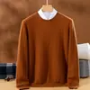 Nova coleção outono e inverno masculina: suéter de cashmere versátil, quente e estiloso com padrão de tricô torcido e gola redonda, perfeito para o uso diário