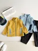 Valle del Viento 2026 Invierno Nueva Chaqueta Estilo Coreano Personalizada para Niños con Bloques de Color Cuello Alto con Forro Polar, Elegante Chaqueta para Niños