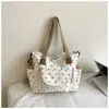 Bolso tote fresco, simple, moderno, elegante y único con gran capacidad, hecho de lona, adecuado para estudiantes y trabajadores de oficina, se puede llevar al hombro o cruzado