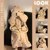 Pijama con capucha de oso de lunares para mujer, nuevo diseño de princesa estilo coreano, lindo y adorable, hecho de cálido forro polar de coral para una cómoda ropa de estar en casa