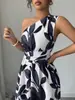 Vestido Longo Estampado de Um Ombro com Fenda Europeu e Americano Tropical de Venda Quente Primavera-Verão para Mulheres, Elegante Vestido Longo em Estilo de Férias