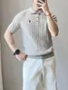 Camisa Polo de Punto de Verano para Hombre 2026, Manga Corta, Corte Ajustado, Diseño de Bordado a Rayas, Camiseta Casual de Negocios con Cuello de Solapa