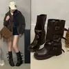 Botas de mujer hasta la pantorrilla estilo páramo con hebilla de cinturón y diseño plisado, botas de moda nicho, populares en línea, nuevo estilo vintage otoño-invierno