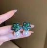 Pendientes Coreanos Rosas de Copo de Nieve con Pedrería y Perlas Lujo Ligero Clavos de Alta Gama Nuevos de Moda Nicho Temperamento Dulces Accesorios para Orejas