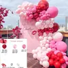 Pacote de balões vermelho e rosa Amazon transfronteiriço para atividades de abertura de casamento layout de cena de arco pacote de balões atacado
