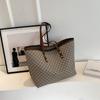 Moda simples grande capacidade bolsa feminina 2025 primavera nova moda bolsa tote viajante grande capacidade bolsa de ombro portátil