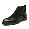Botas Masculinas de Couro Afiadas com Detalhes Esculpidos Sapatos de Couro de Cano Alto em Couro Fosco Transfronteiriços Botas Curtas Justas nos Pés Sapatos Formais Casuais Sapatos Masculinos
