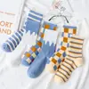 Calcetines para Mujer Calcetines de Media Caña Otoño e Invierno Moda Cuadros Británicos Fluyendo Calle Leche Calcetines para Mujer ins Calcetines de Moda Calcetines de Algodón
