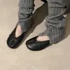 Versión de Piel de Vaca de Primera Capa 2026 Otoño ~ Nuevo Estilo de Zapatos de Punta Dividida para Mujer, Bailarinas de Tacón de Cerdo de Boca Baja, Zapatos de Ballet