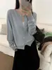 26 Outono Novo Estilo Blusa Estilo Coreano Elegante Cor Sólida Gola Redonda Manga Longa Cardigan de Tricô Feminino Versátil Casual para o Trabalho Casaco