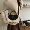 2026 Nuevo Otoño Moda Color de Contraste Texturizado Elegante Simple Versátil Alto Valor Bolso Pequeño Cuadrado de un Solo Hombro Cruzado de Mano
