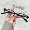 18100 Armazón de Gafas de Moda Estilo Coreano Anti-Luz Azul, Armazón Cuadrado Personalizado con Remaches, Adecuado para Lentes de Graduación, Armazón de Gafas Liso para Mujer