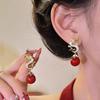 Pendientes 2026 Estilo Nuevo Súper Popular Pendientes de Dragón del Zodiaco con Perlas Rojas Estilo Étnico Retro de Alta Gama Pendientes de Año Nuevo