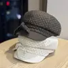 Novo chapéu octogonal versátil estilo coreano com laço de bolinhas para mulheres, boina de moda retrô para primavera e outono, boné de jornaleiro que afina o rosto