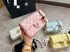 Bolso de Mano Nuevo para Otoño/Invierno con Asa de Cadena Doble C cf handle bag Bolso Cuadrado Pequeño Lindo Versátil Bolso Cruzado con Patrón Clásico de Diamantes