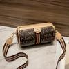 Comércio exterior Novo 2023 bolsa de caneta abelha a tiracolo feminina bolsa almofada com estampa de letras primeira geração de cabelo
