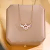 Colar Dinâmico de Asas de Anjo com Coroa para Mulheres, Pingente de Asa, Corrente de Clavícula Fashion de Luxo Leve, Joia de Alta Qualidade Banhada a Ouro Real