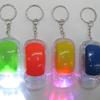 Nuevo coche creativo con luz LED llavero colgante linterna de coche venta al por mayor coche de dibujos animados con hebilla de luz